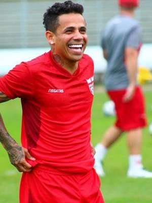 Sequência de jogos sem vencer no Rei Pelé é minimizada ...