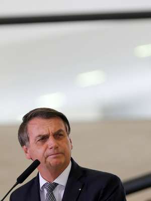 Bolsonaro: "Brasil é rico, só faltava governo de exemplo"