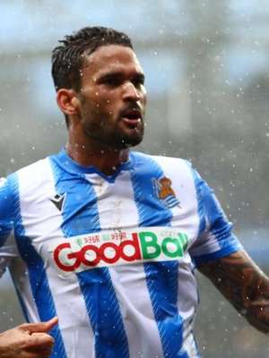 Willian José marca e a Real Sociedad derrota o Betis