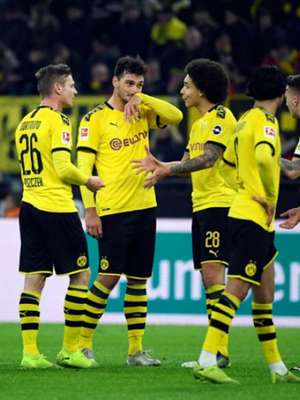 Com emoção, Dortmund arranca empate no fim sobre o Paderborn
