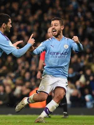 De virada, Manchester City vence Leicester e Liverpool ...