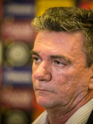Queda precoce dá prejuízo milionário ao Corinthians