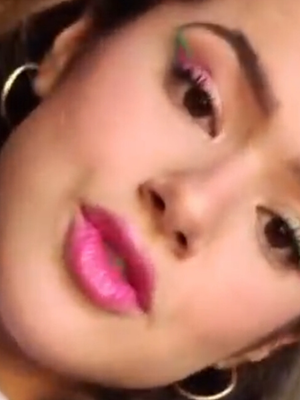 Maisa ensina fazer make neon em verde e rosa e posta no ...