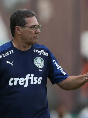 Ativista diz que "racismo recreativo" também é crime