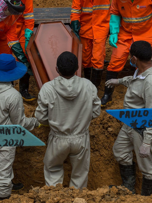 Coronavírus: O que está por trás da 'explosão' de mortes ...