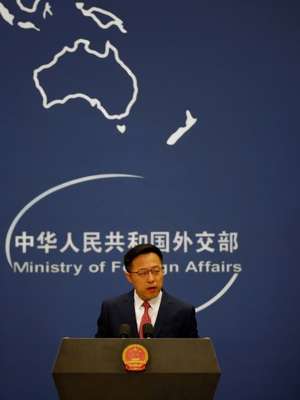 China diz que EUA estão "viciados em desistir" devido a ...