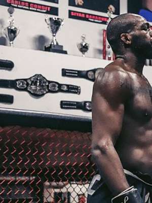 Em 'guerra' com Dana White, Jon Jones revela que vai ...