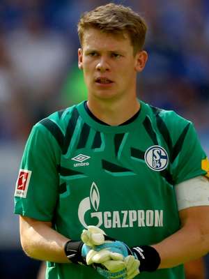 Novo Neuer? Kahn aponta goleiro para suceder titular do ...