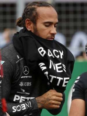 Hamilton se manifesta sobre morte de homem negro no Brasil