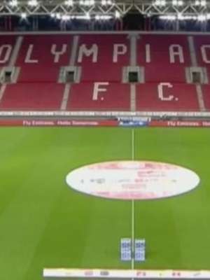 Estádio completamente vazio ofusca título grego do Olympiacos