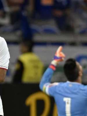 Pato minimiza polêmica com L. Fabiano: "devia estar nervoso"