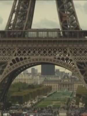 Torre Eiffel fica fechada pelo 3º dia seguido devido à greve