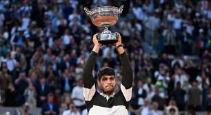 Alcaraz vira sobre Sinner e é bicampeão de Roland Garros