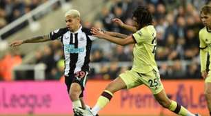 Bruno Guimarães marca e Newcastle vence o Arsenal, que se complica por vaga na Champions