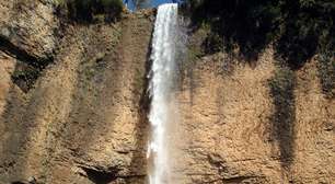 Cachoeira de 75 m fica a 2 h de SP; veja quedas em São Pedro