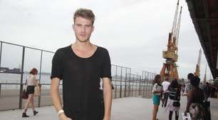 Solteiros e bonitões: modelos do FR não querem saber de namoro sério