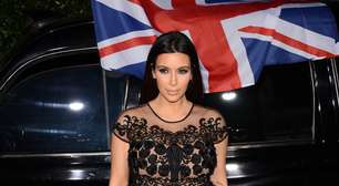 Com seios maiores, Kim Kardashian estaria com dores nas costas