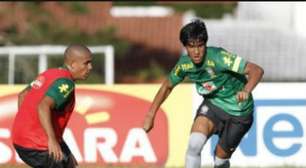 Camisa 10 mais promissor do Brasil atravessa transformações em 2013