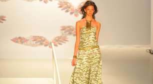 Longos godês dão as caras na passarela de verão do Fashion Rio