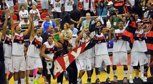 Leandrinho comemora título do Fla no NBB e admite voltar ao clube