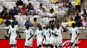 Fifa muda decisão do juiz e "tira" gol de nigeriano contra o Taiti