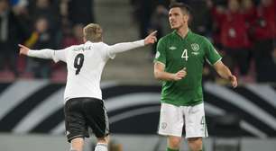 Alemanha domina Irlanda e se classifica para Copa com vitória em casa