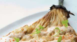 Claude Troigros ensina receita de berinjela com tahine