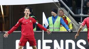 C. Ronaldo vence duelo com Ibra, e Portugal vai à Copa após bater Suécia