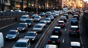 Carros que trafegam em congestionamento devem ser revisados