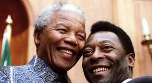 Pelé homenageia Mandela: "herói, amigo e companhia na luta pelo povo"