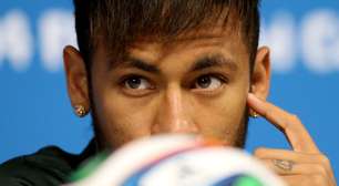 Neymar cita inspiração em Messi e confia em Felipão vencedor