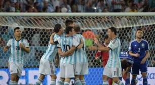 Com "Maracanã azul" e Messi decisivo, Argentina vence Bósnia