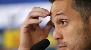 Júlio César lembra revés de 2003 e elogia eliminado Camarões