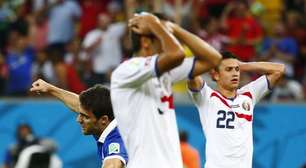 Derrota nos pênaltis "salva" casamento de grego Sokratis