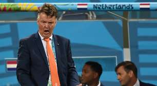 Van Gaal sugere a Felipão se "ater aos fatos" após insultos