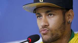 Neymar rebate xingamentos a Felipão e briga com agente