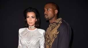 Para ir a desfile, Kim Kardashian exagera com "coleira"