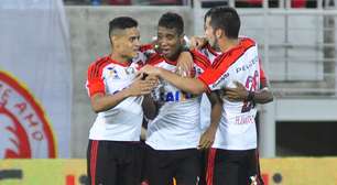 Flamengo vence América-RN e leva ao Rio vantagem por semi