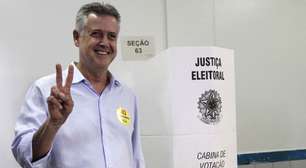 Candidatos ao governo do DF votam e mostram confiança