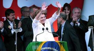Analistas: vitória de Dilma em MG 'compensou' derrota em SP