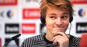 Ibra elogia promessa, mas o aconselha a "se livrar" do pai