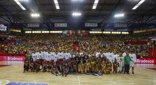 Sem chance! Brasil domina gringos e fatura Jogo das Estrelas