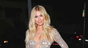 Sem calcinha? Paris Hilton abusa com vestido transparente