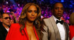 Beyoncé usa decote ousado em luta de boxe, em Las Vegas
