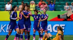 Japão vence Austrália com gol no final e avança às semis
