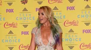 Britney Spears ganha como Ícone de Estilo com look de cabaré