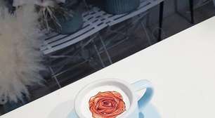 Barista sul-coreano faz obras de arte em xícaras de café