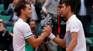 Thiem arrasa Djokovic e pega Nadal na semi de Roland Garros