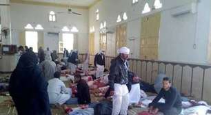 Militantes matam mais de 235 em ataque a mesquita no Egito