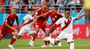 Confira as fotos de Peru x Dinamarca pela Copa do Mundo